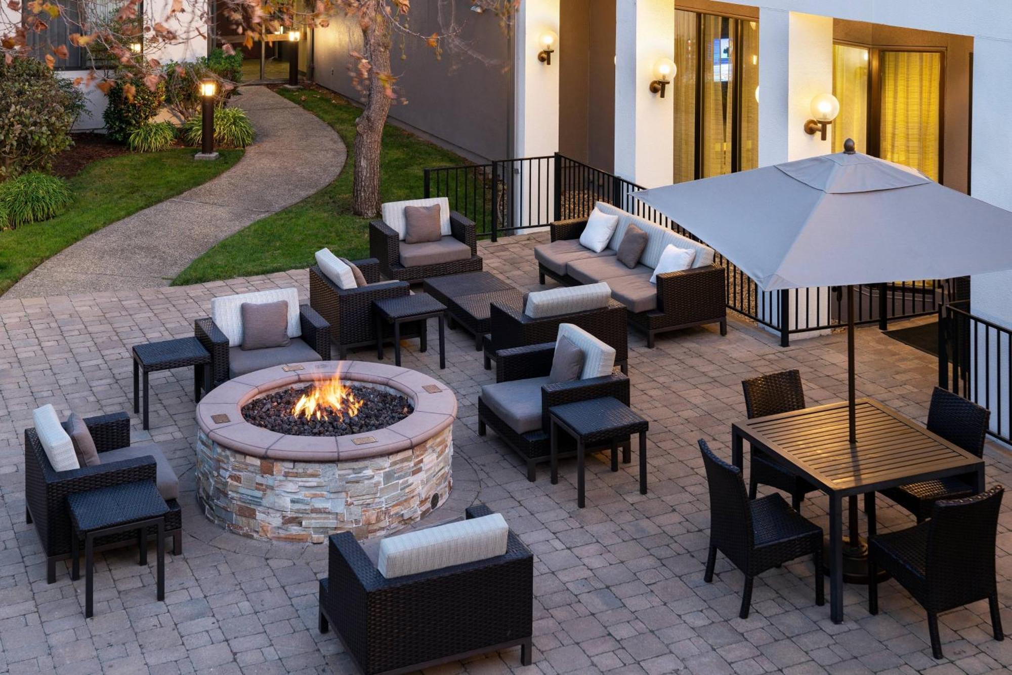 Courtyard By Marriott San Francisco Airport Otel San Bruno Dış mekan fotoğraf