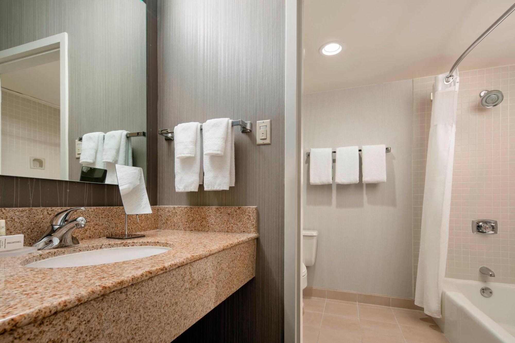 Courtyard By Marriott San Francisco Airport Otel San Bruno Dış mekan fotoğraf