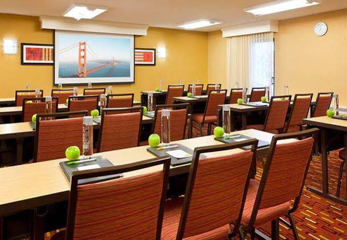 Courtyard By Marriott San Francisco Airport Otel San Bruno Dış mekan fotoğraf